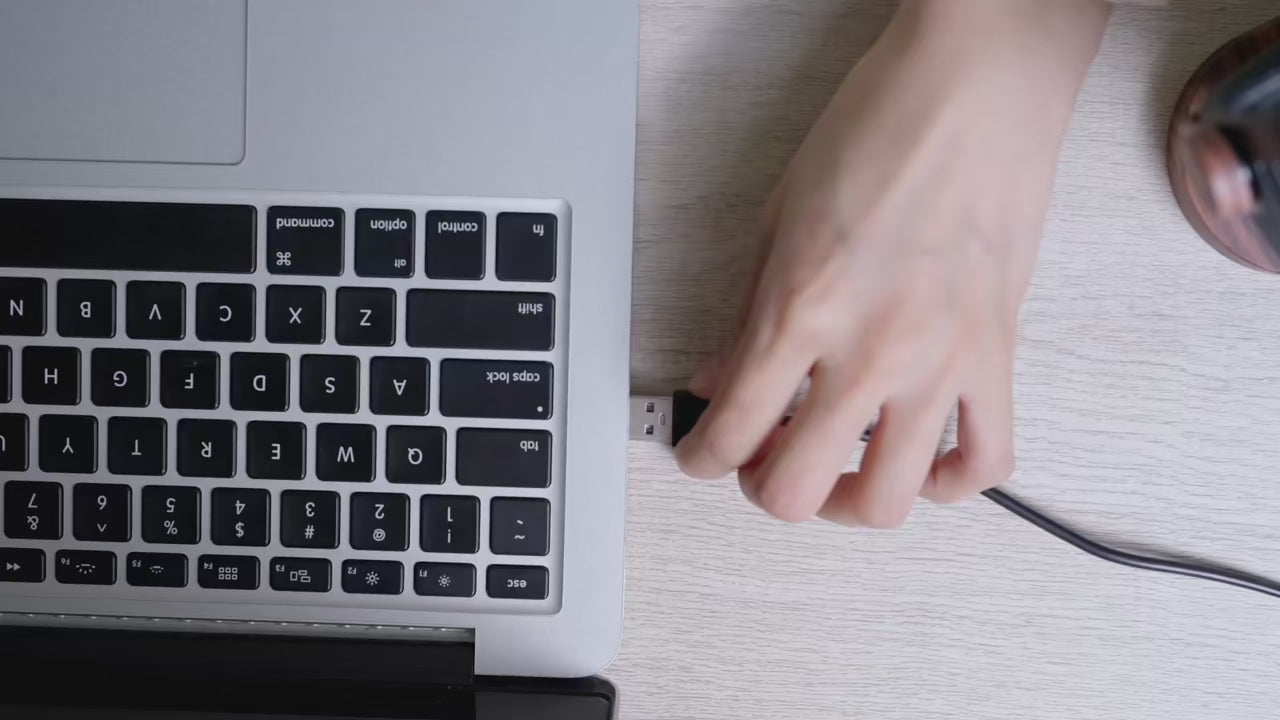 Portable USB Desk Fan with 3 Speed Settings S1s